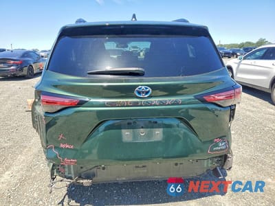 Zdjęcie 6 z 14 samochodu: 2021 TOYOTA SIENNA LE VIN:5TDBRKEC5MS025783 - miniatura