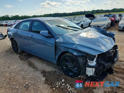 Czwarte zdjęcie samochodu z boku: 2023 HYUNDAI ELANTRA SEL VIN:KMHLM4AG7PU374625 - miniatura