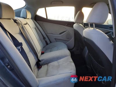 Zdjęcie 10 z 12 samochodu: 2015 KIA OPTIMA LX VIN:KNAGM4A79F5584719 - miniatura