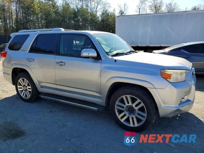 Czwarte zdjęcie samochodu z boku: 2011 TOYOTA 4RUNNER LIMITED VIN:JTEBU5JR9B5052090 - miniatura
