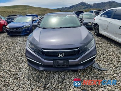 Piąte zdjęcie samochodu w środku: 2019 HONDA CIVIC LX VIN:2HGFC2F64KH519867 - miniatura