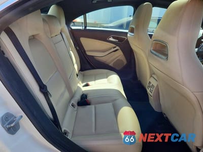 Zdjęcie 10 z 12 samochodu: 2017 MERCEDES-BENZ CLA 250 4MATIC VIN:WDDSJ4GB9HN429310 - miniatura