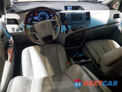Zdjęcie 8 z 14 samochodu: 2011 TOYOTA SIENNA LIMITED 7-PASSENGER VIN:5TDYK3DC2BS041278 - miniatura