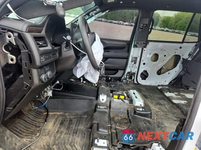 Zdjęcie 7 z 13 samochodu: 2022 CHEVROLET TAHOE C1500 VIN:1GNSCLED0NR334651 - miniatura