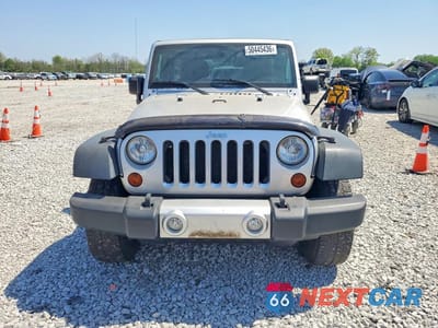 Piąte zdjęcie samochodu w środku: 2011 JEEP WRANGLER UNLIMITED SPORT VIN:1J4BA3H15BL512840 - miniatura