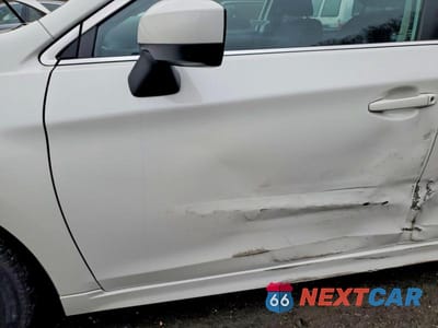 Zdjęcie 7 z 11 samochodu: 2015 SUBARU LEGACY 2.5I PREMIUM VIN:4S3BNAC62F3025957 - miniatura