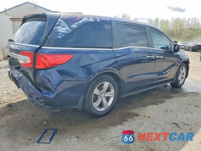 Trzecie zdjęcie samochodu z tyłu: 2018 HONDA ODYSSEY EXL VIN:5FNRL6H79JB006949 - miniatura