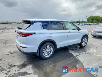 Trzecie zdjęcie samochodu z tyłu: 2022 MITSUBISHI OUTLANDER ES VIN:JA4J3TA86NZ049735 - miniatura