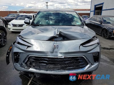 Piąte zdjęcie samochodu w środku: 2025 BUICK ENCORE GX PREFERRED VIN:KL4AMBSL8SB209449 - miniatura
