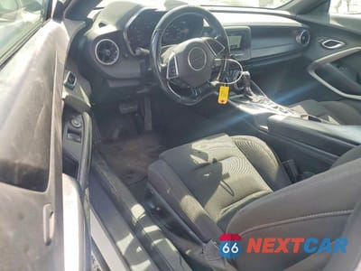 Zdjęcie 8 z 12 samochodu: 2018 CHEVROLET CAMARO LT VIN:1G1FB1RX4J0119447 - miniatura