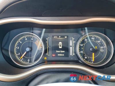 Zdjęcie 9 z 12 samochodu: 2017 JEEP CHEROKEE LATITUDE VIN:1C4PJMCS8HW569753 - miniatura