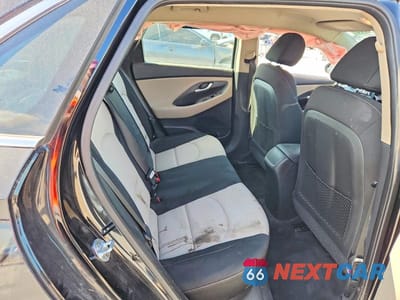 Zdjęcie 10 z 13 samochodu: 2018 HYUNDAI ELANTRA GT BASE VIN:KMHH35LE2JU070703 - miniatura