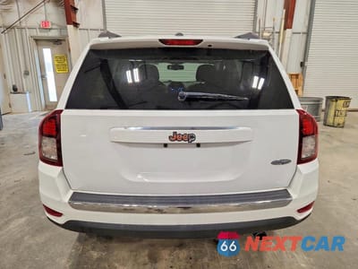 Zdjęcie 6 z 11 samochodu: 2017 JEEP COMPASS LATITUDE VIN:1C4NJCEA4HD118059 - miniatura