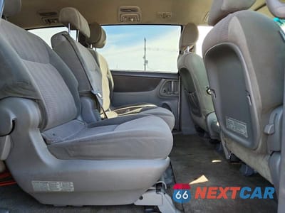 Zdjęcie 11 z 14 samochodu: 2006 TOYOTA SIENNA LE 8 PASSENGER VIN:5TDZA23C16S458612 - miniatura