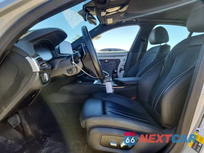 Zdjęcie 7 z 12 samochodu: 2020 BMW 530E VIN:WBAJA9C00LCE33693 - miniatura
