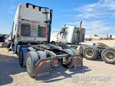 Trzecie zdjęcie samochodu z tyłu: 2025 FREIGHTLINER CASCADIA 126 SEMI TRUCK VIN:3AKJHHDR6SSVP1673 - miniatura