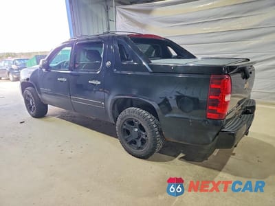 Drugie zdjęcie samochodu z przodu: 2013 CHEVROLET AVALANCHE LTZ VIN:3GNTKGE71DG283748 - miniatura
