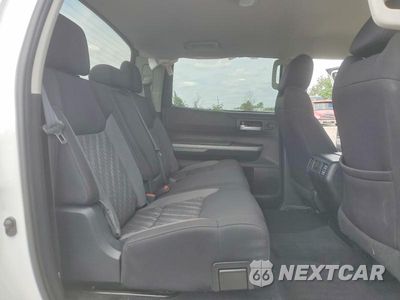 Zdjęcie 10 z 13 samochodu: 2021 TOYOTA TUNDRA SR5 VIN:5TFEY5F17MX288804 - miniatura