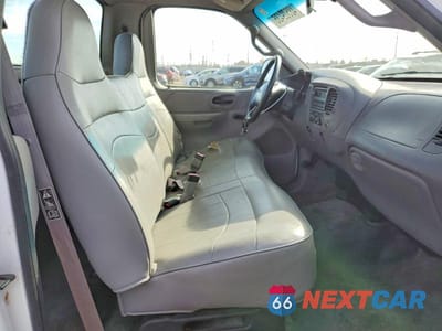 Zdjęcie 10 z 12 samochodu: 2000 FORD F150 VIN:1FTZF1721YNA01398 - miniatura