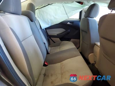 Zdjęcie 10 z 11 samochodu: 2013 FORD FOCUS SE VIN:1FADP3F24DL232487 - miniatura