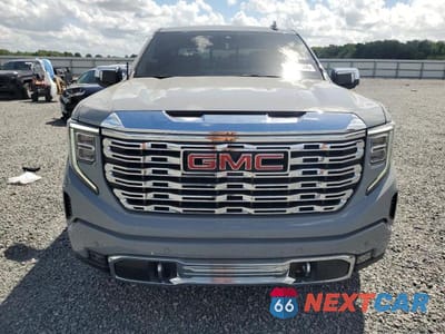 Piąte zdjęcie samochodu w środku: 2024 GMC SIERRA K1500 DENALI VIN:3GTUUGED3RG447442 - miniatura