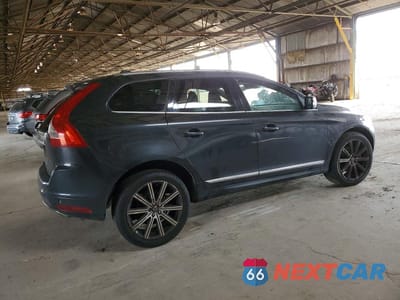 Trzecie zdjęcie samochodu z tyłu: 2016 VOLVO XC60 T6 PREMIER VIN:YV449MDK7G2811154 - miniatura