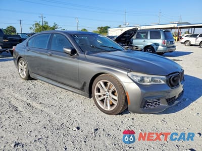 Czwarte zdjęcie samochodu z boku: 2017 BMW 750 XI VIN:WBA7F2C53HG421565 - miniatura