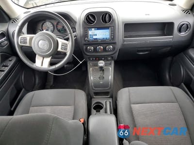 Zdjęcie 8 z 13 samochodu: 2012 JEEP PATRIOT LATITUDE VIN:1C4NJRFB8CD689637 - miniatura
