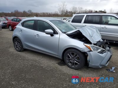 Czwarte zdjęcie samochodu z boku: 2020 TOYOTA YARIS HATCHBACK XLE VIN:3MYDLBJV9LY700903 - miniatura