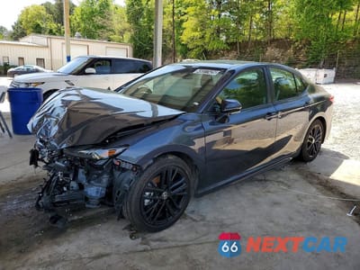 2026 TOYOTA CAMRY SE 4T1DAACK4TU659693 - główne zdjęcie licytacji z USA - miniatura