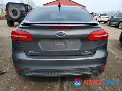 Zdjęcie 6 z 13 samochodu: 2016 FORD FOCUS SE VIN:1FADP3F24GL291978 - miniatura