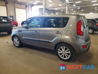 Drugie zdjęcie samochodu z przodu: 2012 KIA SOUL + VIN:KNDJT2A65C7456954 - miniatura