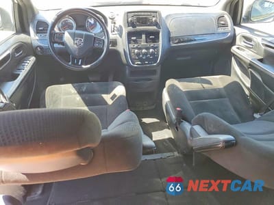 Zdjęcie 8 z 13 samochodu: 2016 DODGE GRAND CARAVAN SE VIN:2C4RDGBG2GR319561 - miniatura