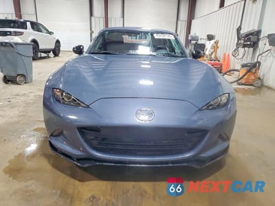 Piąte zdjęcie samochodu w środku: 2020 MAZDA MX-5 MIATA CLUB VIN:JM1NDAL74L0417022 - miniatura