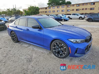 Czwarte zdjęcie samochodu z boku: 2025 BMW M340I VIN:3MW59FT06S8E93859 - miniatura