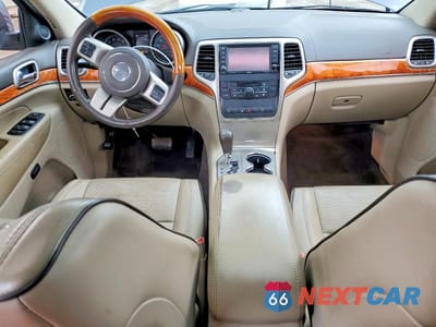 Zdjęcie 8 z 13 samochodu: 2011 JEEP GRAND CHEROKEE OVERLAND VIN:1J4RR6GG9BC608632 - miniatura