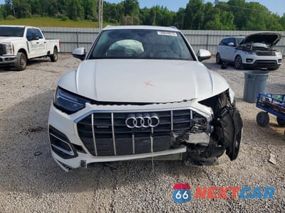 Piąte zdjęcie samochodu w środku: 2021 AUDI Q5 PREMIUM PLUS VIN:WA1BAAFY6M2059387 - miniatura