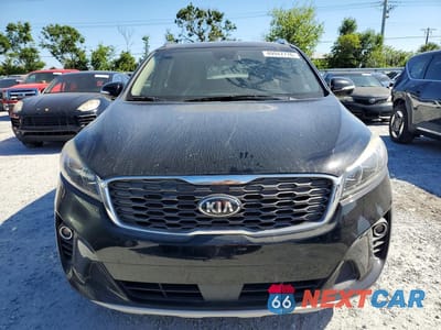 Piąte zdjęcie samochodu w środku: 2019 KIA SORENTO EX V6 VIN:5XYPH4A51KG453369 - miniatura