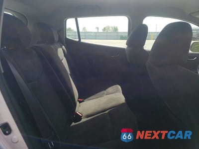 Zdjęcie 10 z 12 samochodu: 2013 NISSAN LEAF S VIN:1N4AZ0CP1DC407158 - miniatura