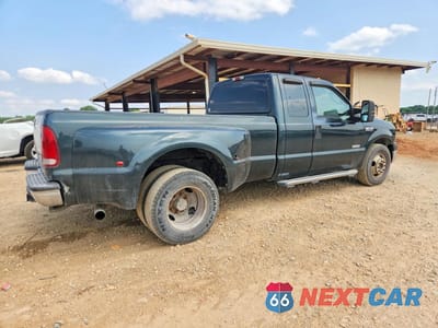 Trzecie zdjęcie samochodu z tyłu: 2005 FORD F350 SUPER DUTY VIN:1FTWX32P25EC54062 - miniatura