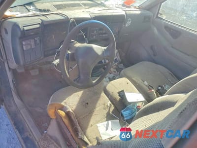 Zdjęcie 8 z 12 samochodu: 1994 CHEVROLET S TRUCK S10 VIN:1GCCS1448RK167346 - miniatura