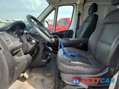 Zdjęcie 7 z 13 samochodu: 2017 RAM PROMASTER 3500 3500 HIGH VIN:3C6URVJG8HE537077 - miniatura