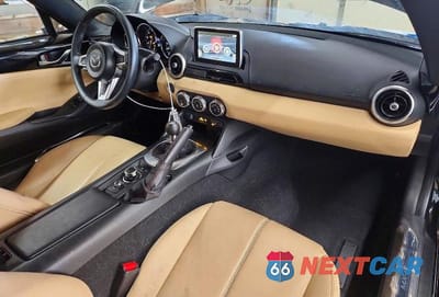 Zdjęcie 8 z 12 samochodu: 2017 MAZDA MX-5 MIATA GRAND TOURING VIN:JM1NDAD76H0122994 - miniatura