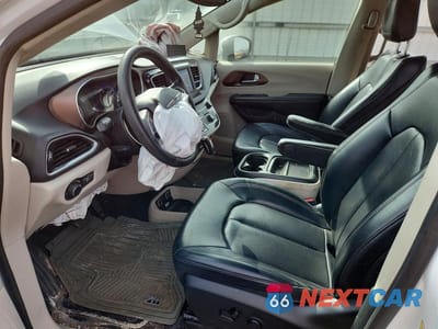 Zdjęcie 7 z 14 samochodu: 2021 CHRYSLER VOYAGER LXI VIN:2C4RC1DG2MR512737 - miniatura