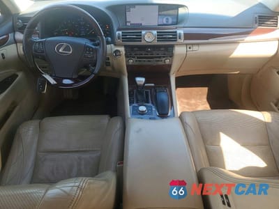 Zdjęcie 8 z 12 samochodu: 2015 LEXUS LS 460 BASE VIN:JTHBL5EF0F5134673 - miniatura