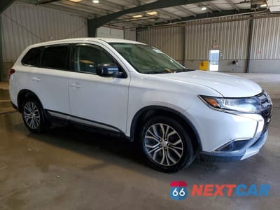 Czwarte zdjęcie samochodu z boku: 2017 MITSUBISHI OUTLANDER ES VIN:JA4AD2A37HZ000804 - miniatura