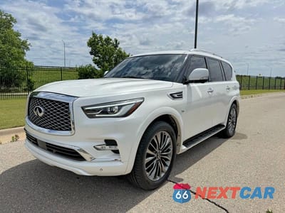 Drugie zdjęcie samochodu z przodu: 2019 INFINITI QX80 LUXE VIN:JN8AZ2NF2K9682725 - miniatura