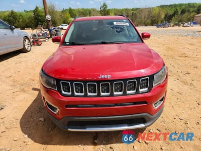 Piąte zdjęcie samochodu w środku: 2019 JEEP COMPASS LIMITED VIN:3C4NJCCB1KT664508 - miniatura