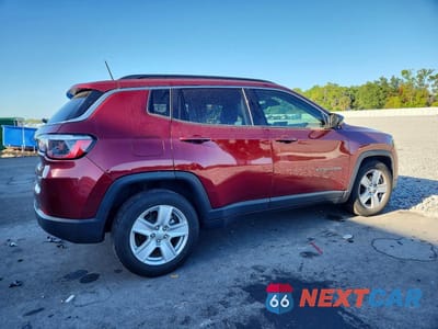 Trzecie zdjęcie samochodu z tyłu: 2022 JEEP COMPASS LATITUDE VIN:3C4NJCBB4NT218536 - miniatura