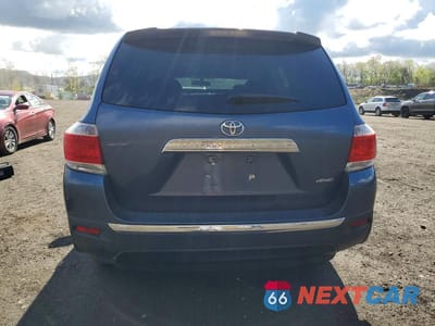 Zdjęcie 6 z 13 samochodu: 2012 TOYOTA HIGHLANDER BASE VIN:5TDBK3EHXCS138164 - miniatura
